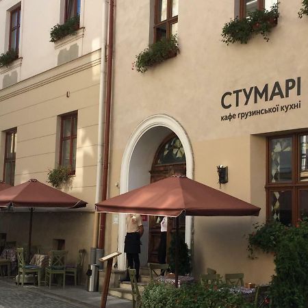 Apartment On Lesi Ukrainky Lviv Ngoại thất bức ảnh