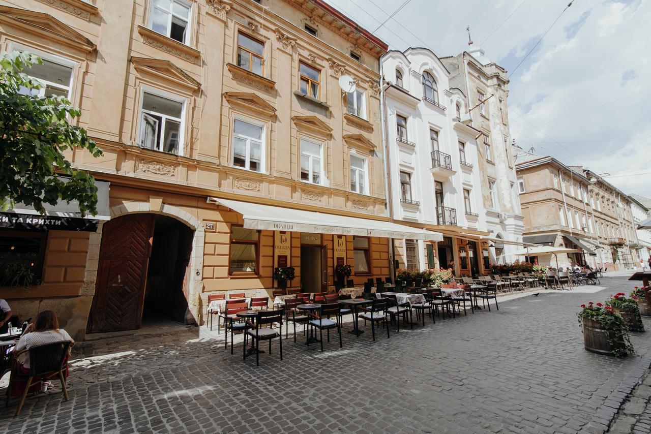 Apartment On Lesi Ukrainky Lviv Ngoại thất bức ảnh