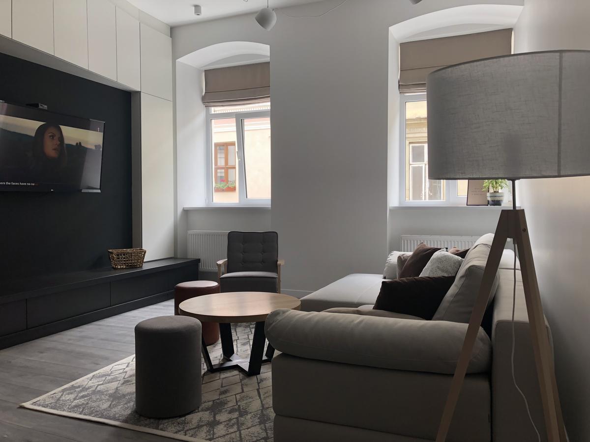 Apartment On Lesi Ukrainky Lviv Ngoại thất bức ảnh