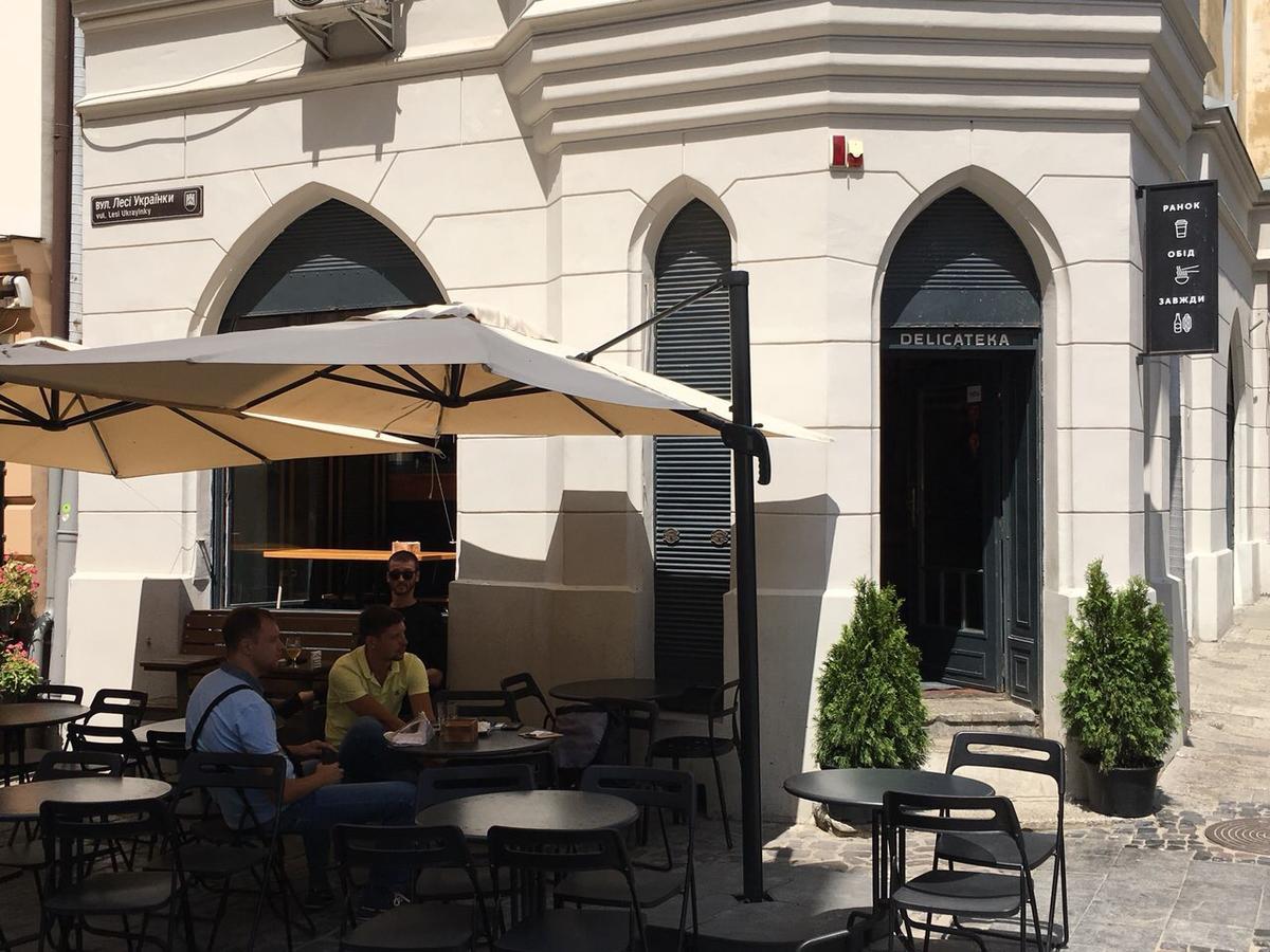 Apartment On Lesi Ukrainky Lviv Ngoại thất bức ảnh